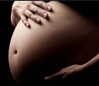 Dr Samori Swygert discusses Tennessees House Bill 1295 which makes it legal to arrest pregnant moms who abuse drugs. www.naturallymoi.com